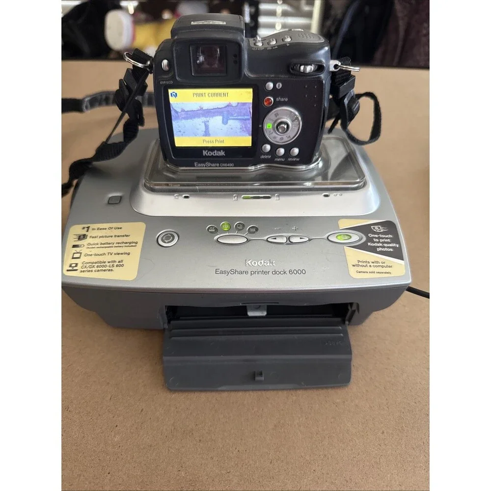 Kodak EasyShare DX6490 Digital Camera + Dock 6000 +Power Cables+Printer Dock